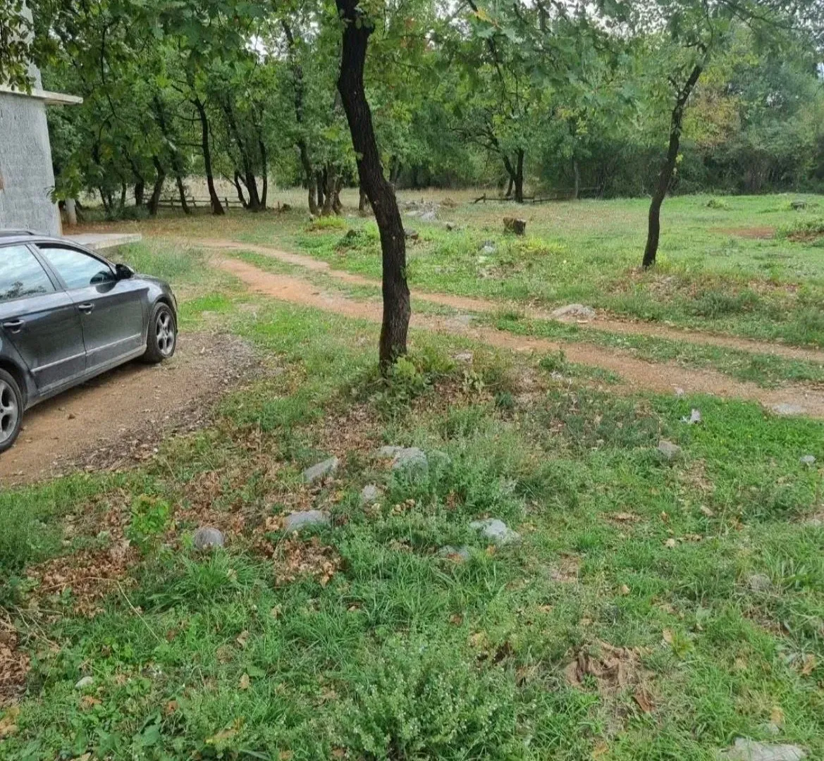 Prodaja, plac, 972m², Vranići, Podgorica