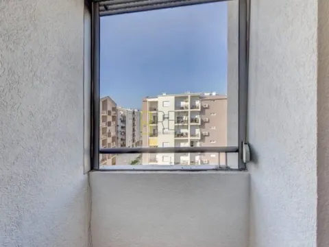 Prodaja, garsonjera, 28m², Blok 9, Podgorica - image 5