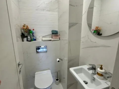 Izdavanje, dvosoban stan, 70m², Central Point, Podgorica - image 5