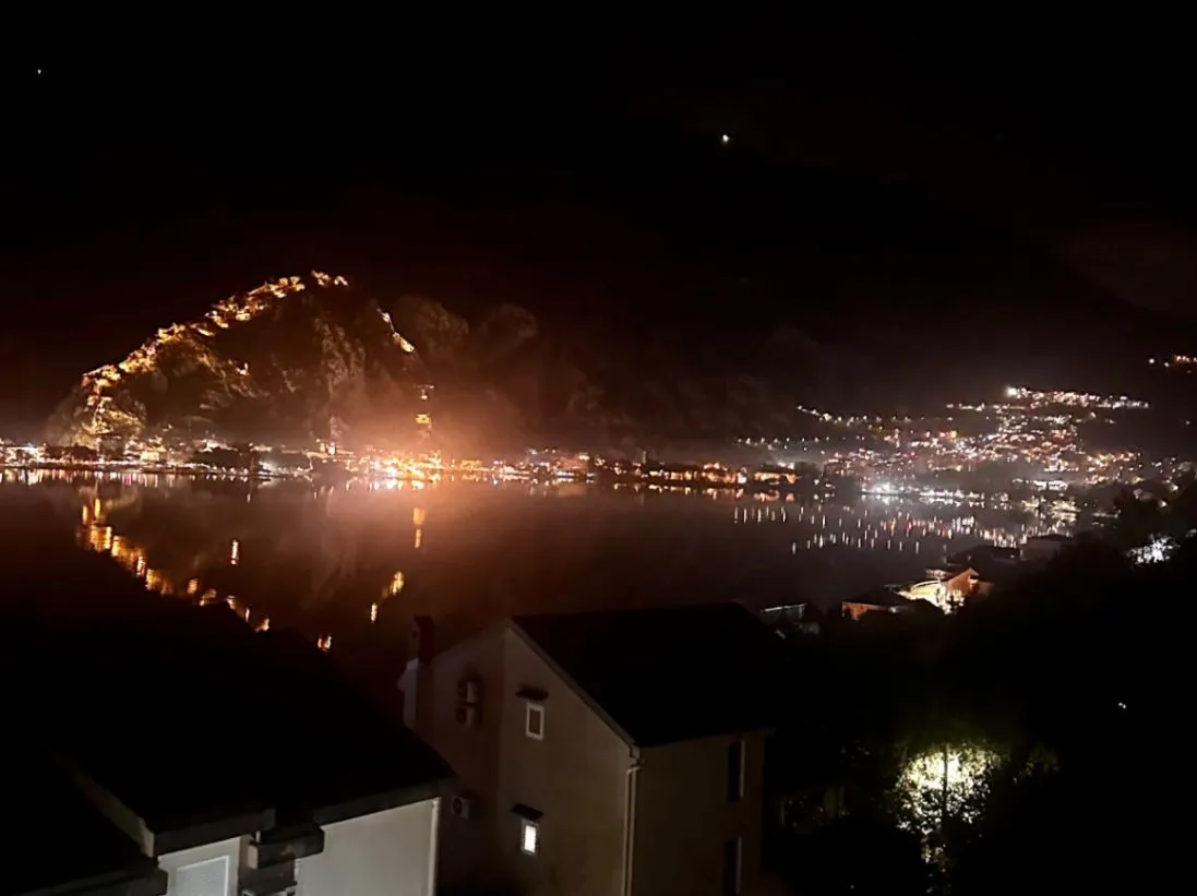 Prodaja, dvosoban stan, 50m², Muo, Kotor