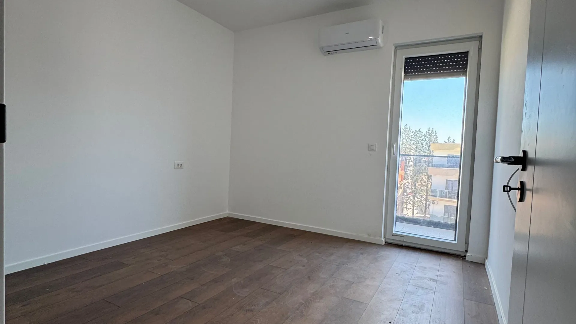Prodaja, dvosoban stan, 64m², Velika Plaža, Ulcinj