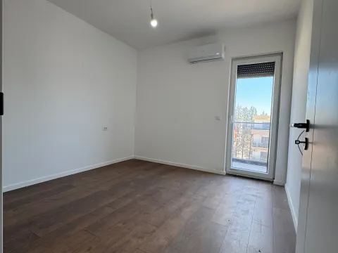 Sale, two bedroom apartment, 64m², Velika Plaža, Ulcinj - image 6