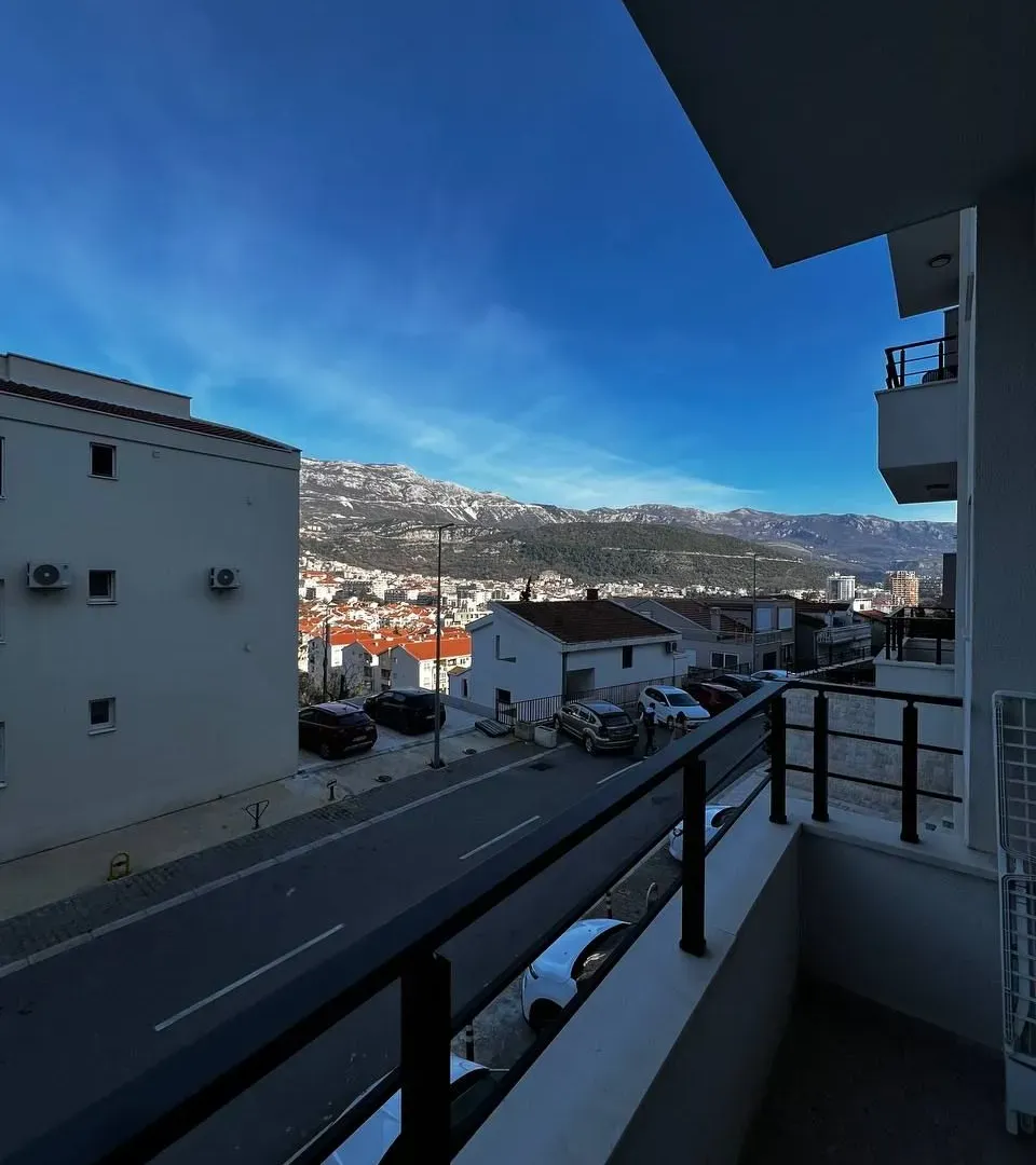 Prodaja, dvosoban stan, 47m², Budva okolina, Budva