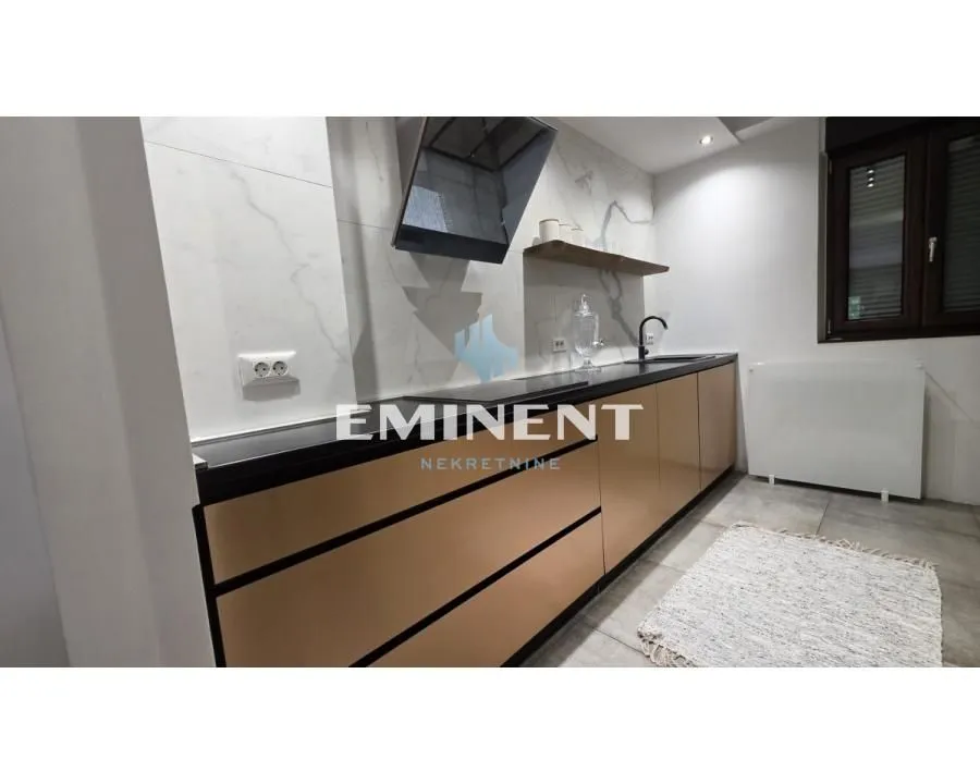 Rent, three bedroom apartment, 111m², Neimar, Vračar Sve Podlokacije