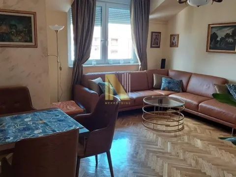 Izdavanje, trosoban stan, 94m², Novo naselje, Novi Sad