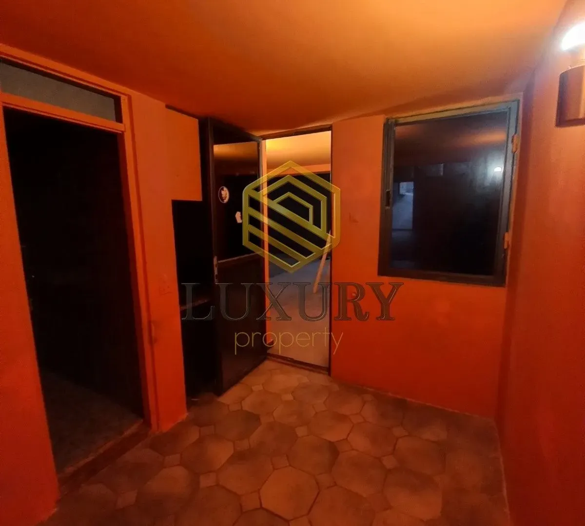 Izdavanje, poslovni prostor, 200m², Zabjelo, Podgorica