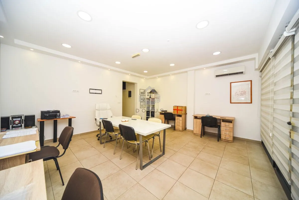 Rent, office space, 48m², Centar, Podgorica