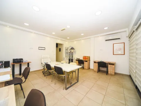 Rent, office space, 48m², Centar, Podgorica - image 2