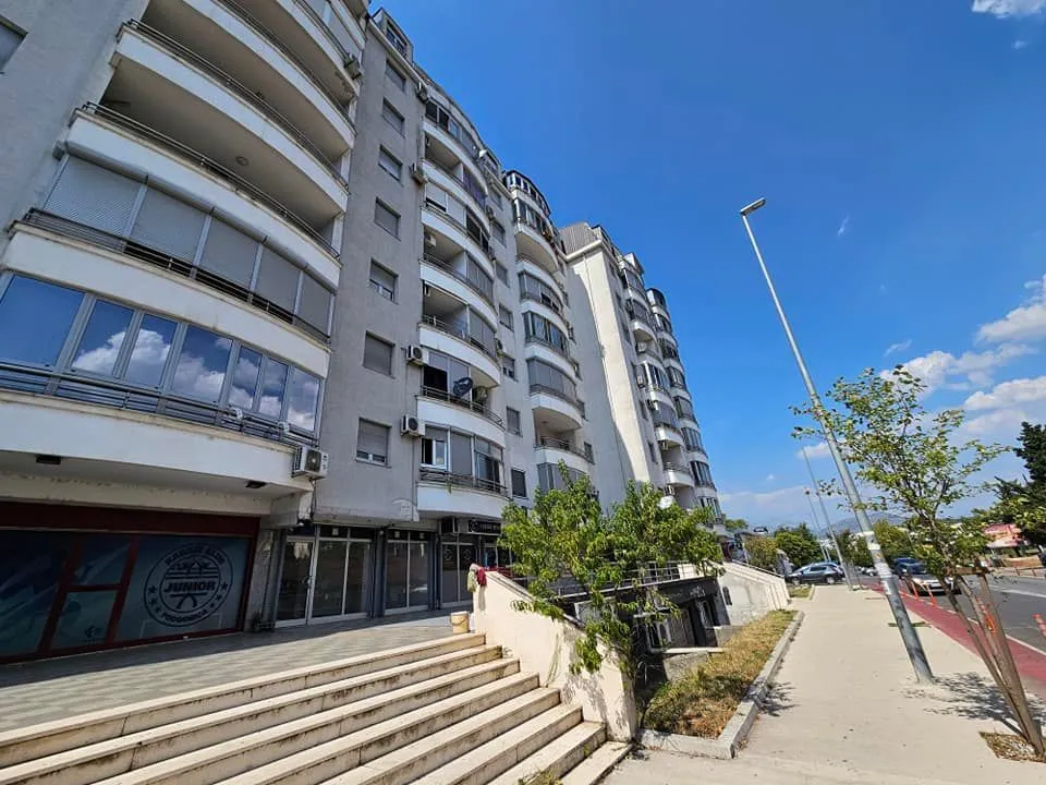 Sale, office space, 28m², Pobrežje, Podgorica