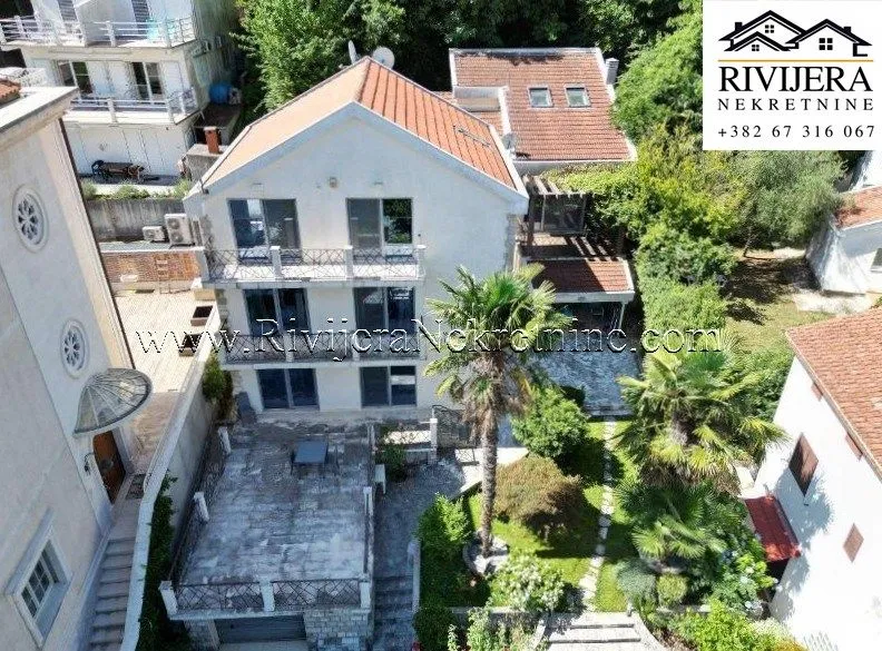 Prodaja, kuća, 390m², Stoliv, Kotor