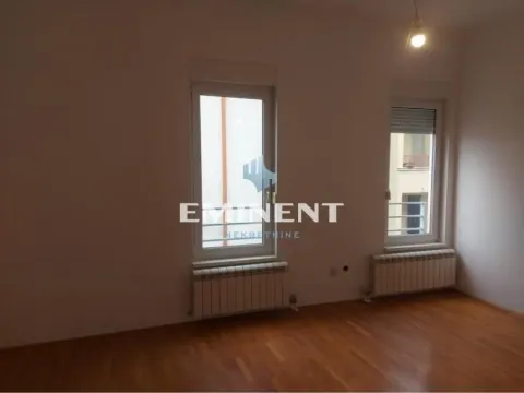 Sale, house, 300m², Savski Venac, Beograd - image 4