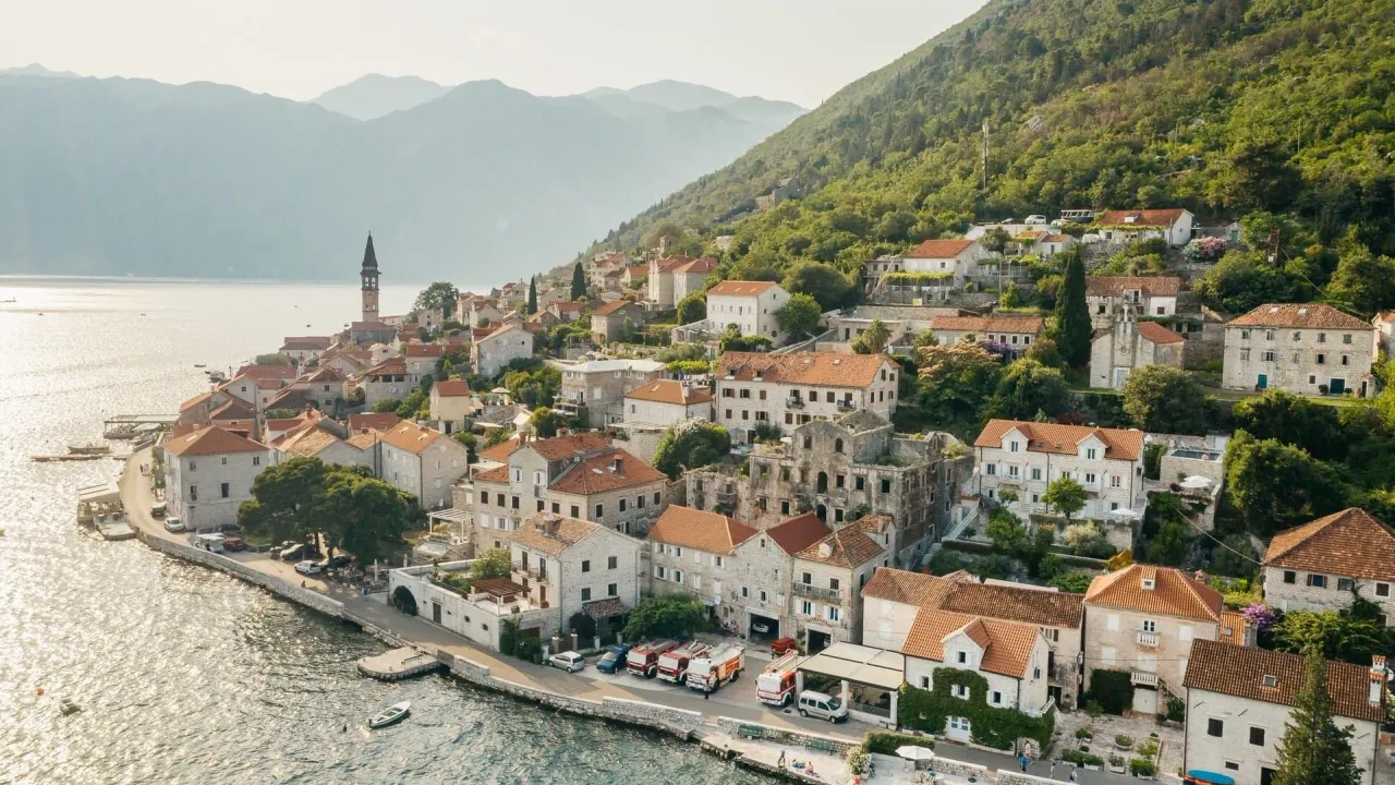 Sale, two bedroom apartment, 93m², Perast, Kotor