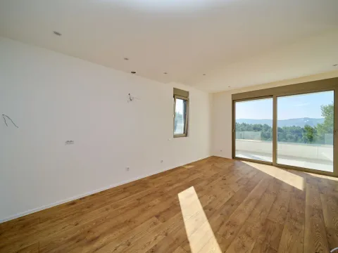 Prodaja, dvosoban stan, 111m², Mrčevac, Tivat - image 5