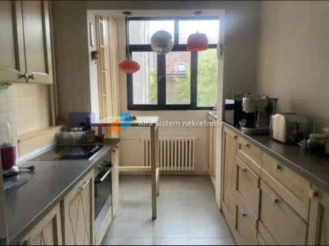 Rent, three bedroom apartment, 70m², Stari Grad, Beograd - image 5