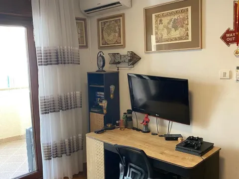 Sale, two bedroom apartment, 72m², Vezirov Most, Podgorica - image 15