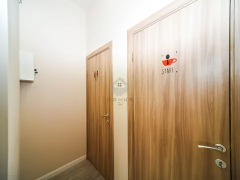Rent, office space, 45m², City Kvart, Podgorica - image 6