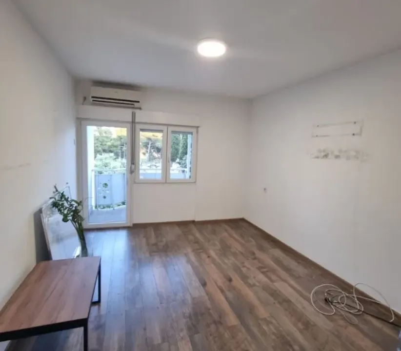 Rent, one bedroom apartment, 60m², Preko Morače, Podgorica