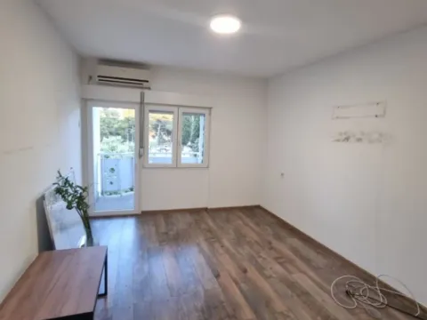 Rent, one bedroom apartment, 60m², Preko Morače, Podgorica