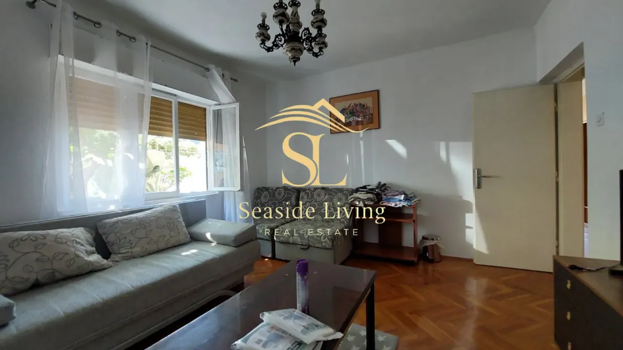 Rent, three bedroom apartment, 90m², Centar, Kotor