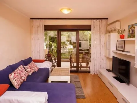Sale, three bedroom apartment, 76m², Budva, Crna Gora - image 18