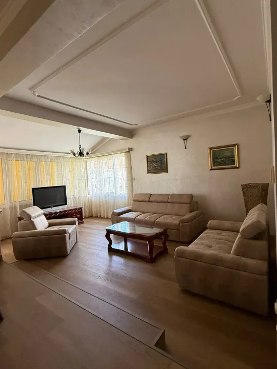 Rent, four bedroom apartment, 150m², Tivat, Crna Gora