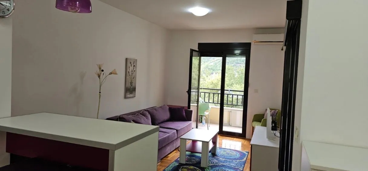 Rent, one bedroom apartment, 38m², Lazi, Budva