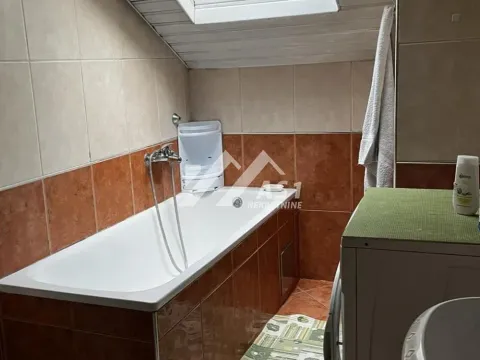 Izdavanje, trosoban stan, 92m², Grbavica, Novi Sad Sve Podlokacije - image 8