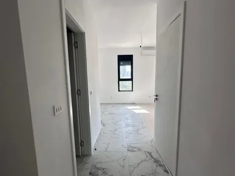 Sale, one bedroom apartment, 47m², Centar, Bar - image 6