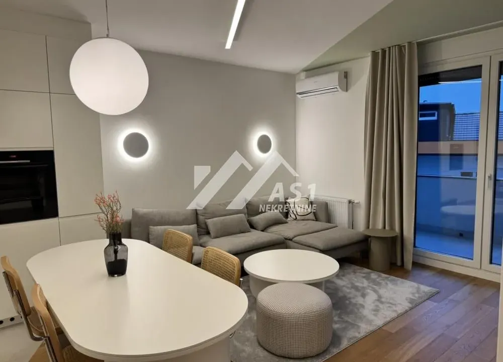 Izdavanje, dvosoban stan, 50m², Adamovićevo Naselje, Novi Sad Sve Podlokacije
