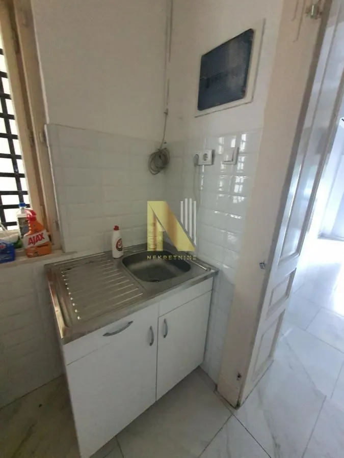 Rent, office space, 20m², Kej, Novi Sad Sve Podlokacije