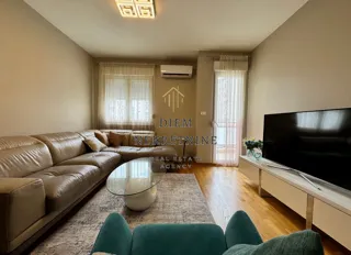 Izdavanje, dvosoban stan, 70m², City Kvart, Podgorica - image 7