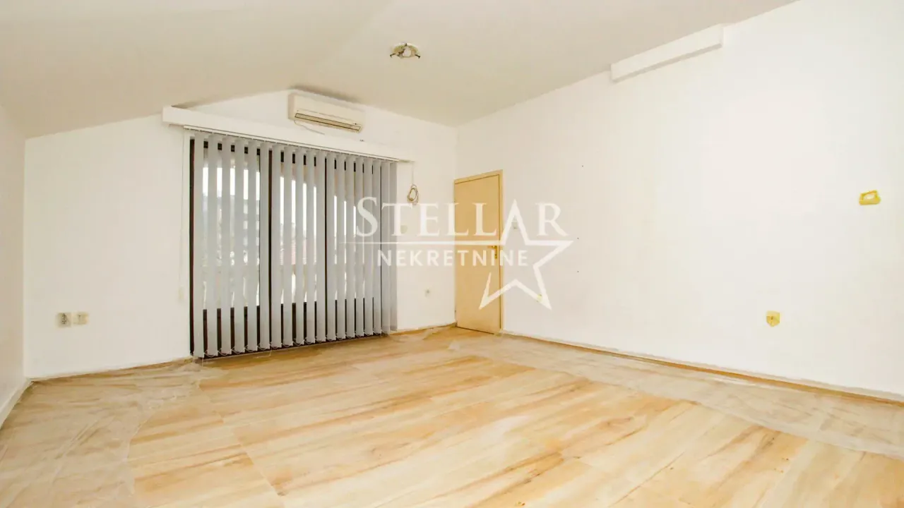 Rent, office space, 120m², Stari Aerodrom, Podgorica