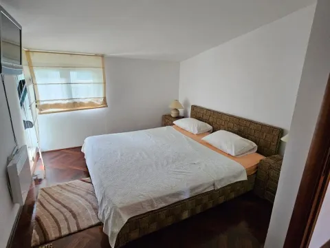 Rent, house, 100m², Pržno, Budva - image 5