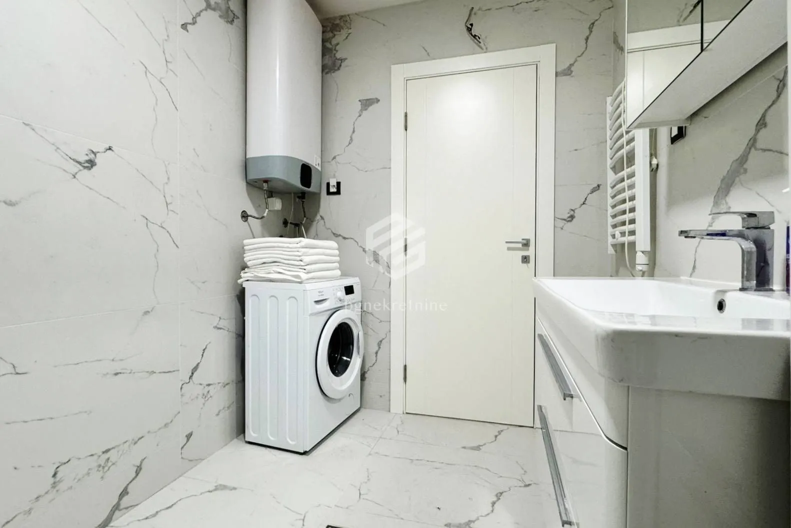 Rent, two bedroom apartment, 100m², Dalmatinska ulica, Podgorica
