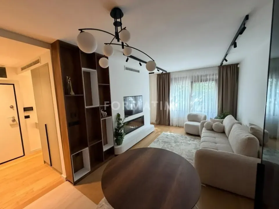 Izdavanje, dvosoban stan, 55m², Kalenić Pijaca, Vračar Sve Podlokacije