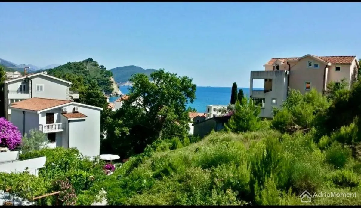Sale, one bedroom apartment, 54m², Petrovac, Budva