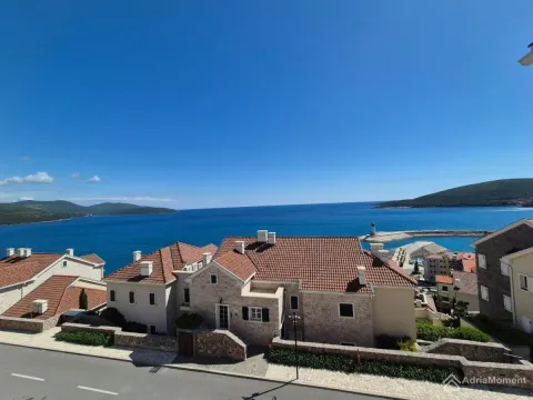Prodaja, jednosoban stan, 76m², Luštica Bay, Tivat