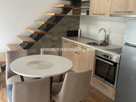 Izdavanje, jednosoban stan, 34m², Centar, Tivat - image 9