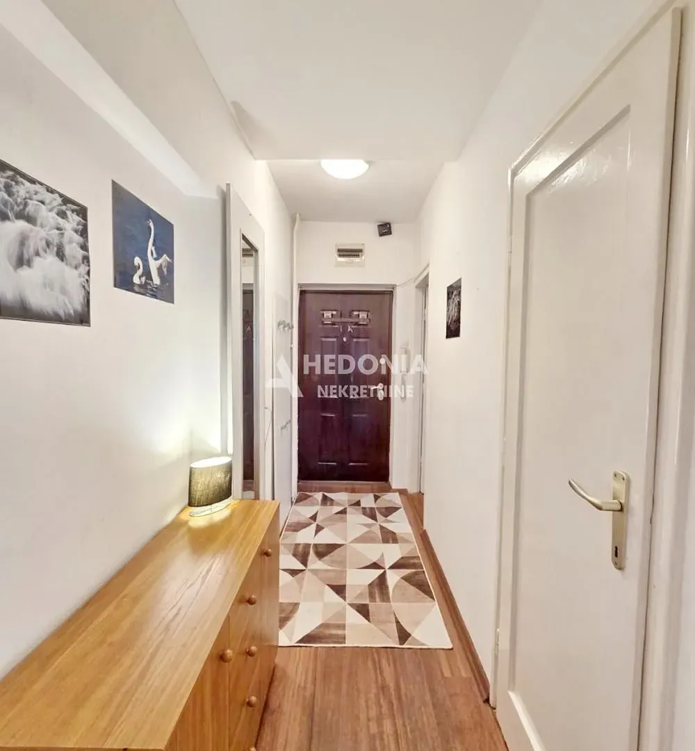 Sale, two bedroom apartment, 61m², Bežanija, Beograd