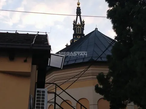 Prodaja, kuća, 200m², Zemun Gardoš, Zemun Sve Podlokacije - image 2