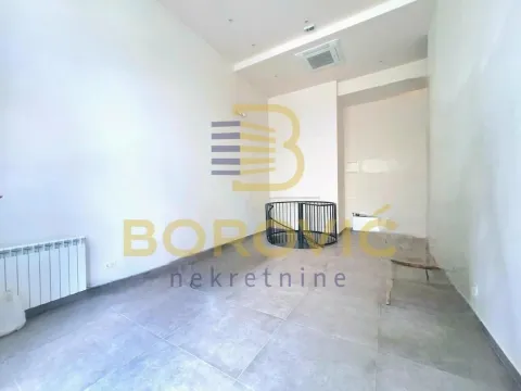 Prodaja, poslovni prostor, 69m², Vračar Hram, Vračar Sve Podlokacije - image 4