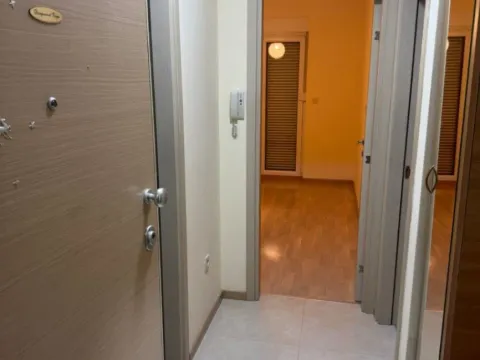 Izdavanje, jednosoban stan, 47m², City Kvart, Podgorica - image 5