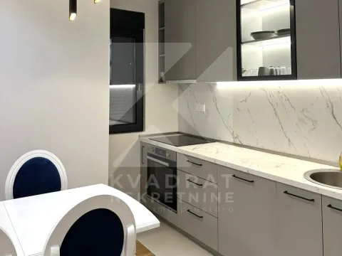 Rent, two bedroom apartment, 53m², City Kvart, Podgorica - image 5