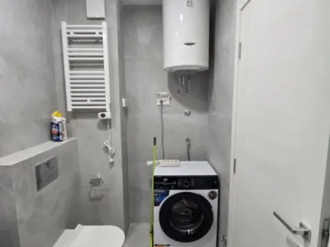 Izdavanje, jednosoban stan, 42m², Central Point, Podgorica - image 7