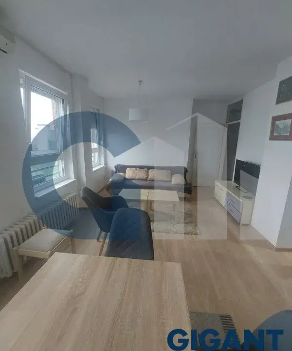 Izdavanje, jednosoban stan, 34m², Crveni Krst, Beograd
