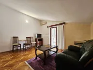 Izdavanje, kuća, 66m², Budva, Crna Gora - image 1