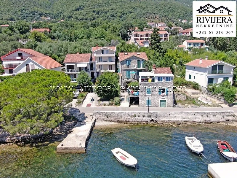 Prodaja, kuća, 200m², Baošići, Herceg Novi