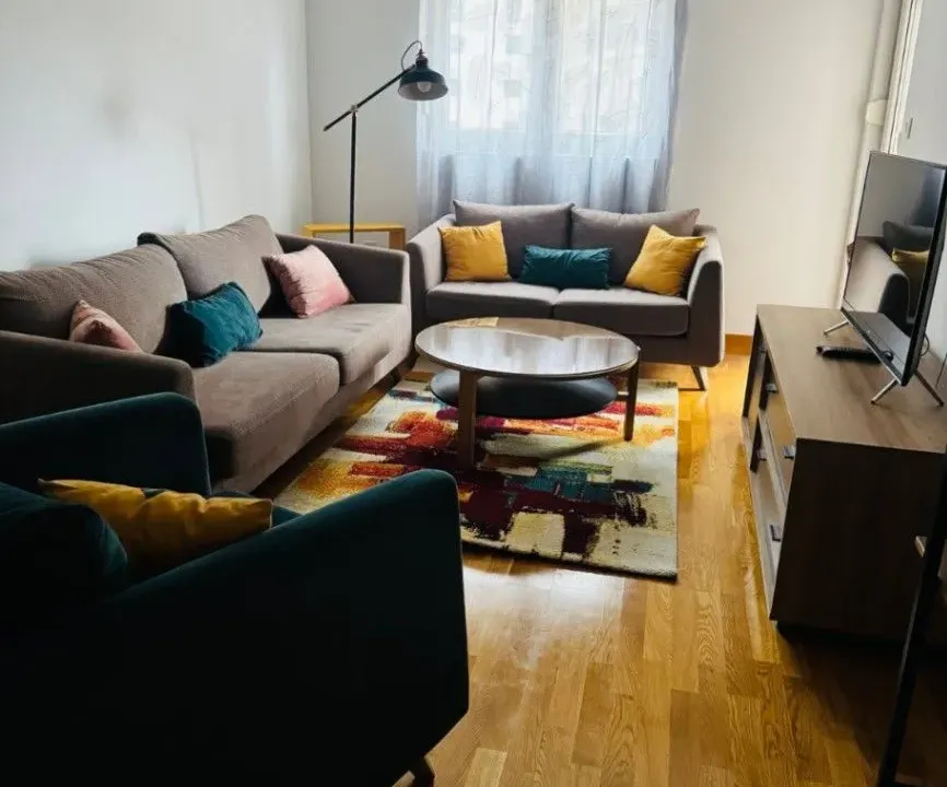 Izdavanje, jednosoban stan, 47m², City Kej, Podgorica