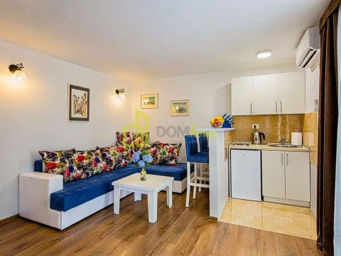 Izdavanje, jednosoban stan, 30m², Budva, Crna Gora - image 4