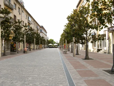 Prodaja, trosoban stan, 70m², Centar, Podgorica - image 10